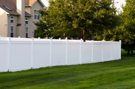 Exterior Fence Builders White Vinyl Privacy Fence